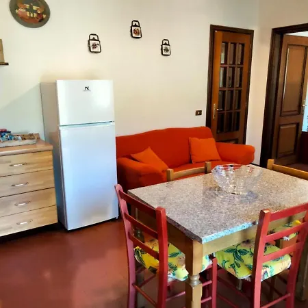 Nyaraló Tra Mare E Monti
